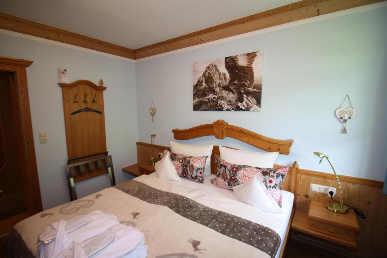 Vronis Waldhaus Adults Only Aparthotel Майерхофен Екстериор снимка